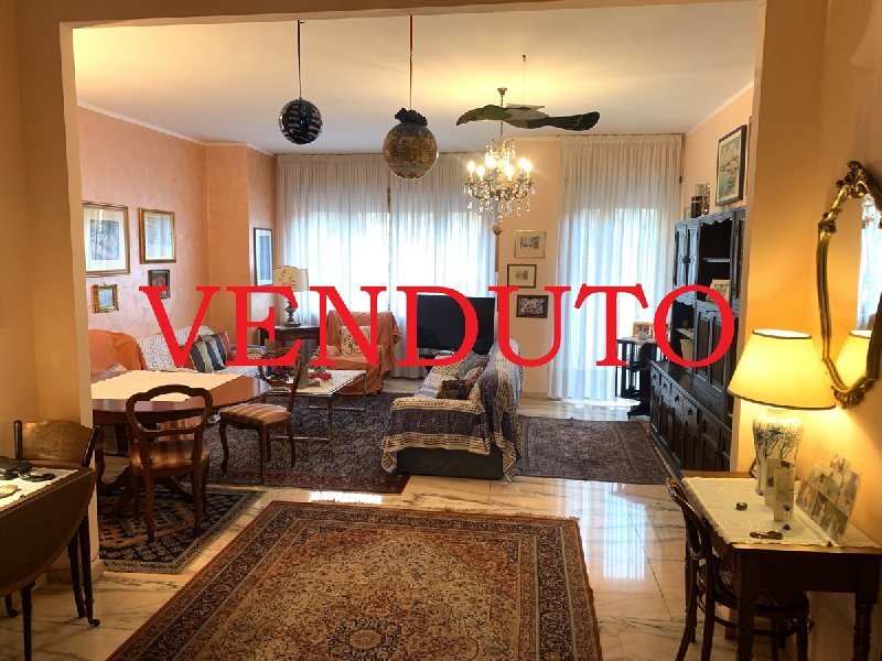 https://www.gabettisantaritapozzostrada.it/Appartamento vendita Torino Corso SEBASTOPOLI, € 310.000, 180 mq, Secondo piano