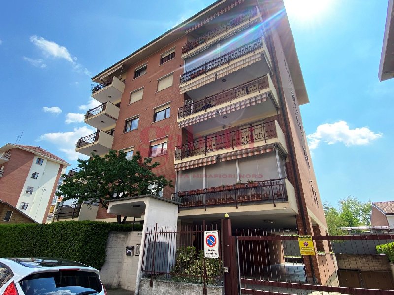 https://www.gabettisantaritapozzostrada.it/Appartamento vendita Torino Via GAIDANO, € 199.000, 2 camere, 135 mq, Quinto piano