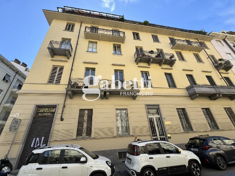 https://www.gabettisantaritapozzostrada.it/Appartamento affitto Torino Via PALMIERI, € 580, 3 camere, 136 mq, Primo piano